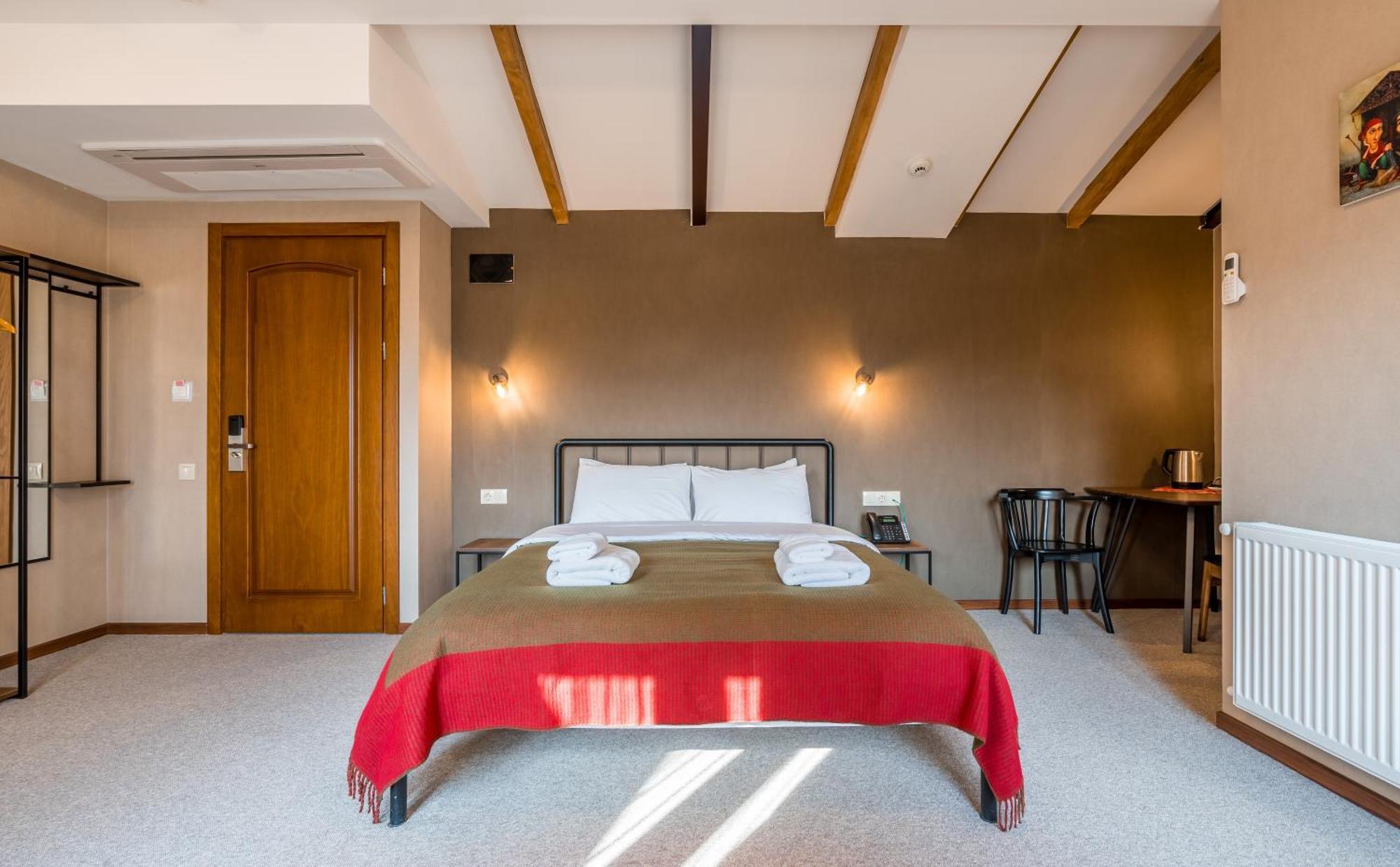 Green Inn Hotel Тбилиси Экстерьер фото
