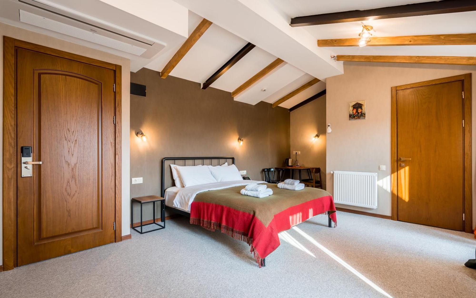 Green Inn Hotel Тбилиси Экстерьер фото