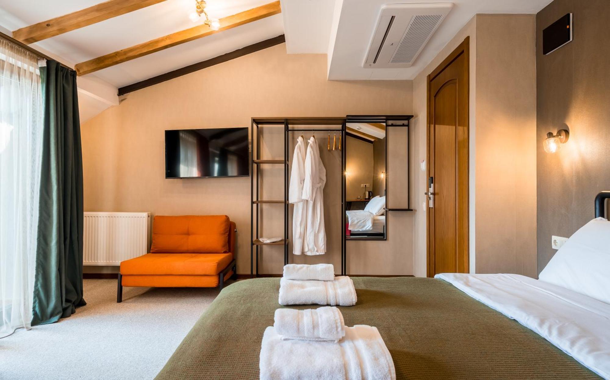 Green Inn Hotel Тбилиси Экстерьер фото