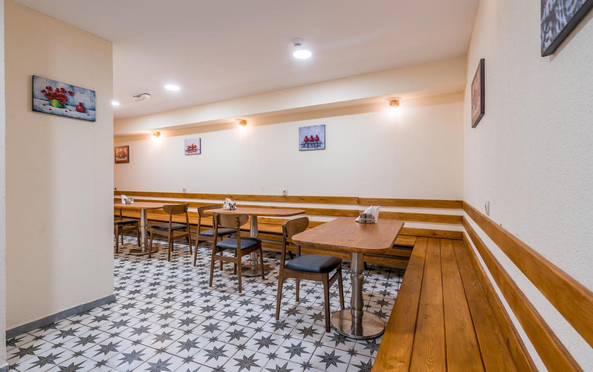 Green Inn Hotel Тбилиси Экстерьер фото