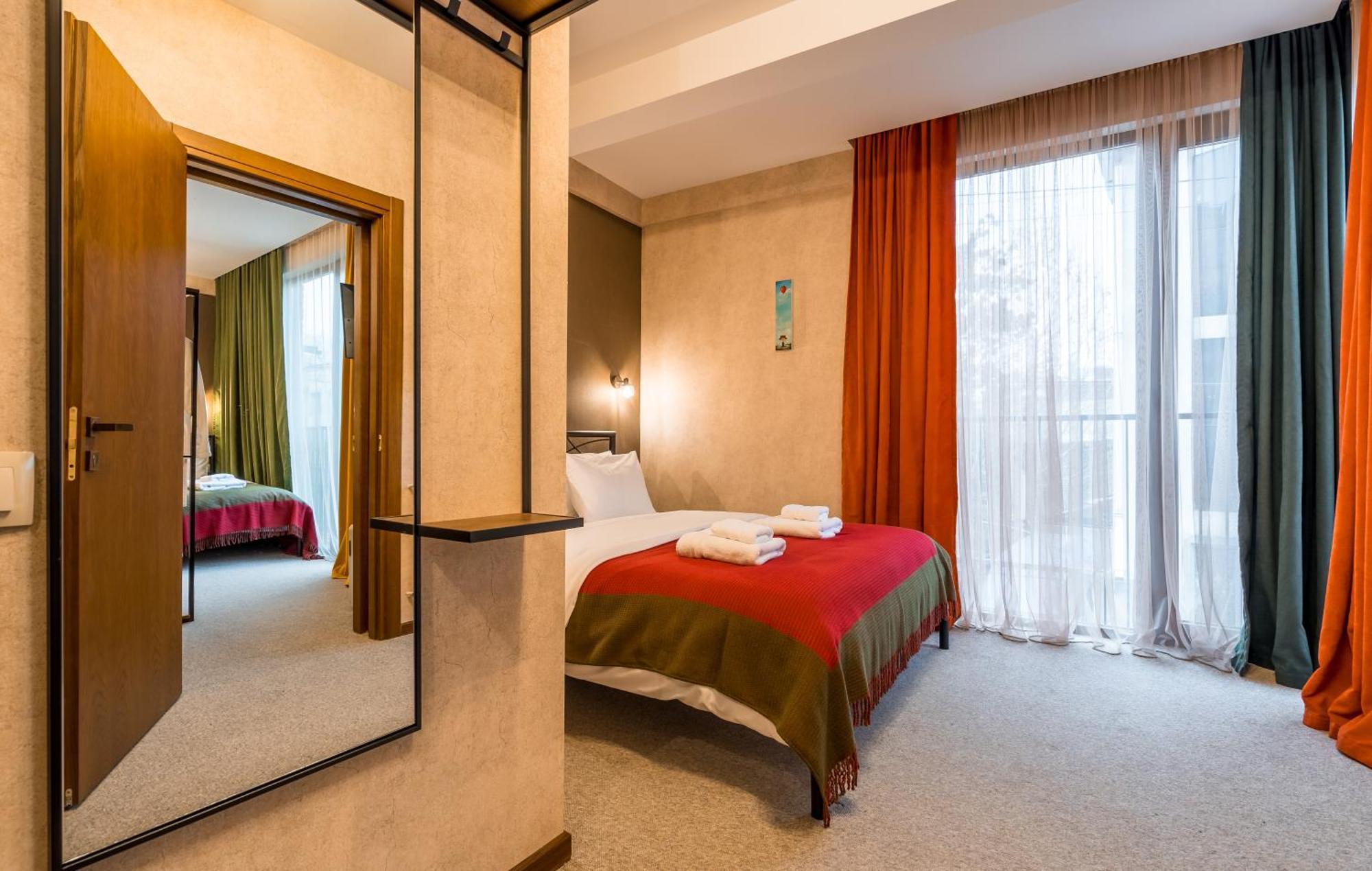 Green Inn Hotel Тбилиси Экстерьер фото