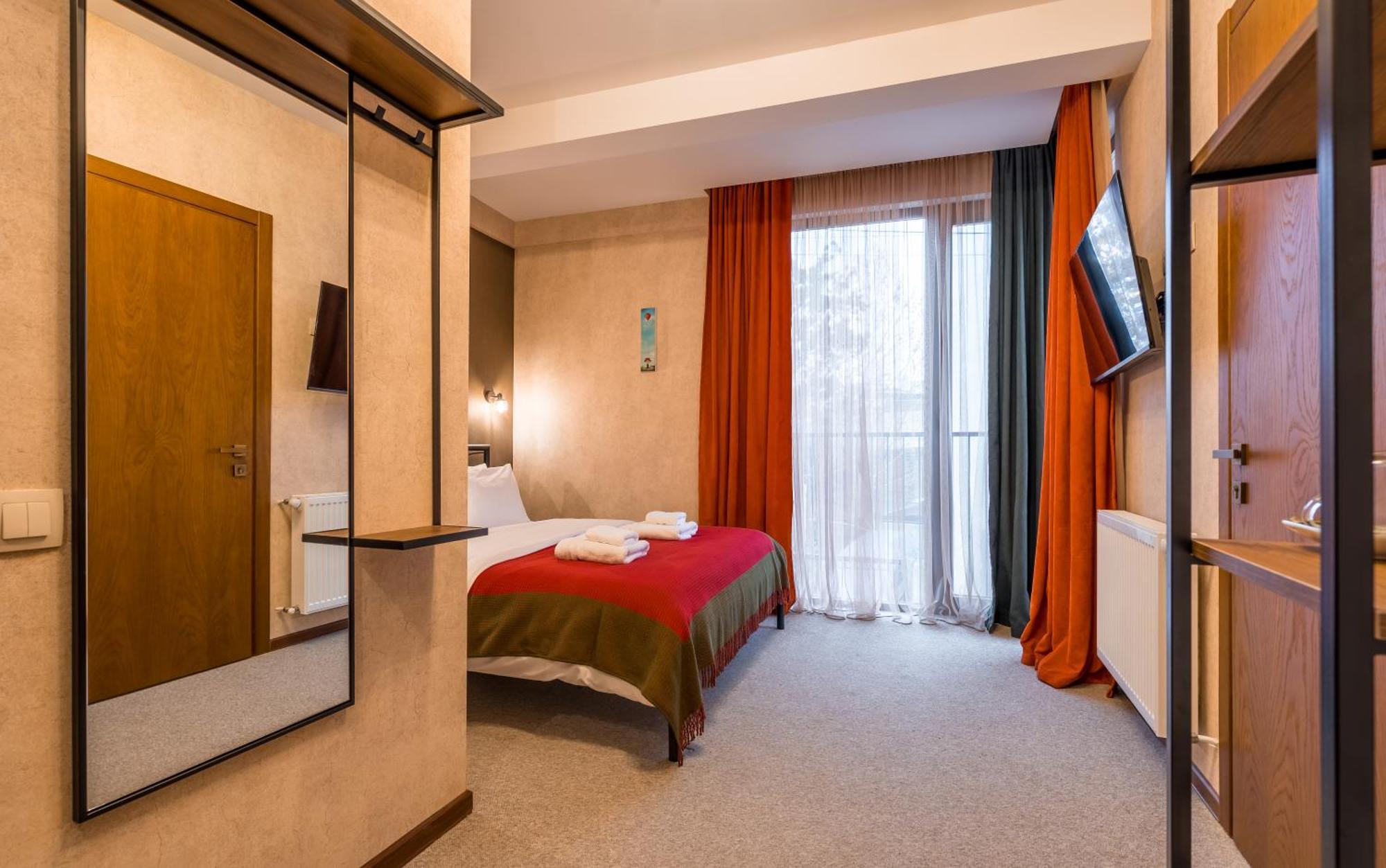 Green Inn Hotel Тбилиси Экстерьер фото
