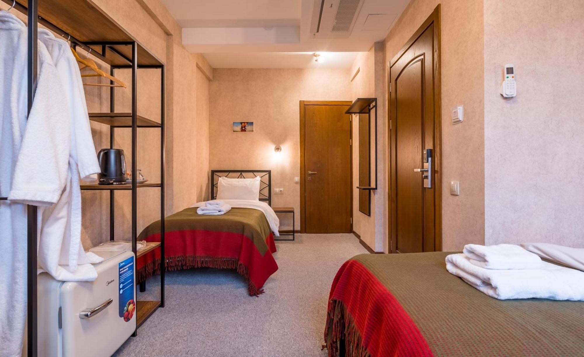 Green Inn Hotel Тбилиси Экстерьер фото