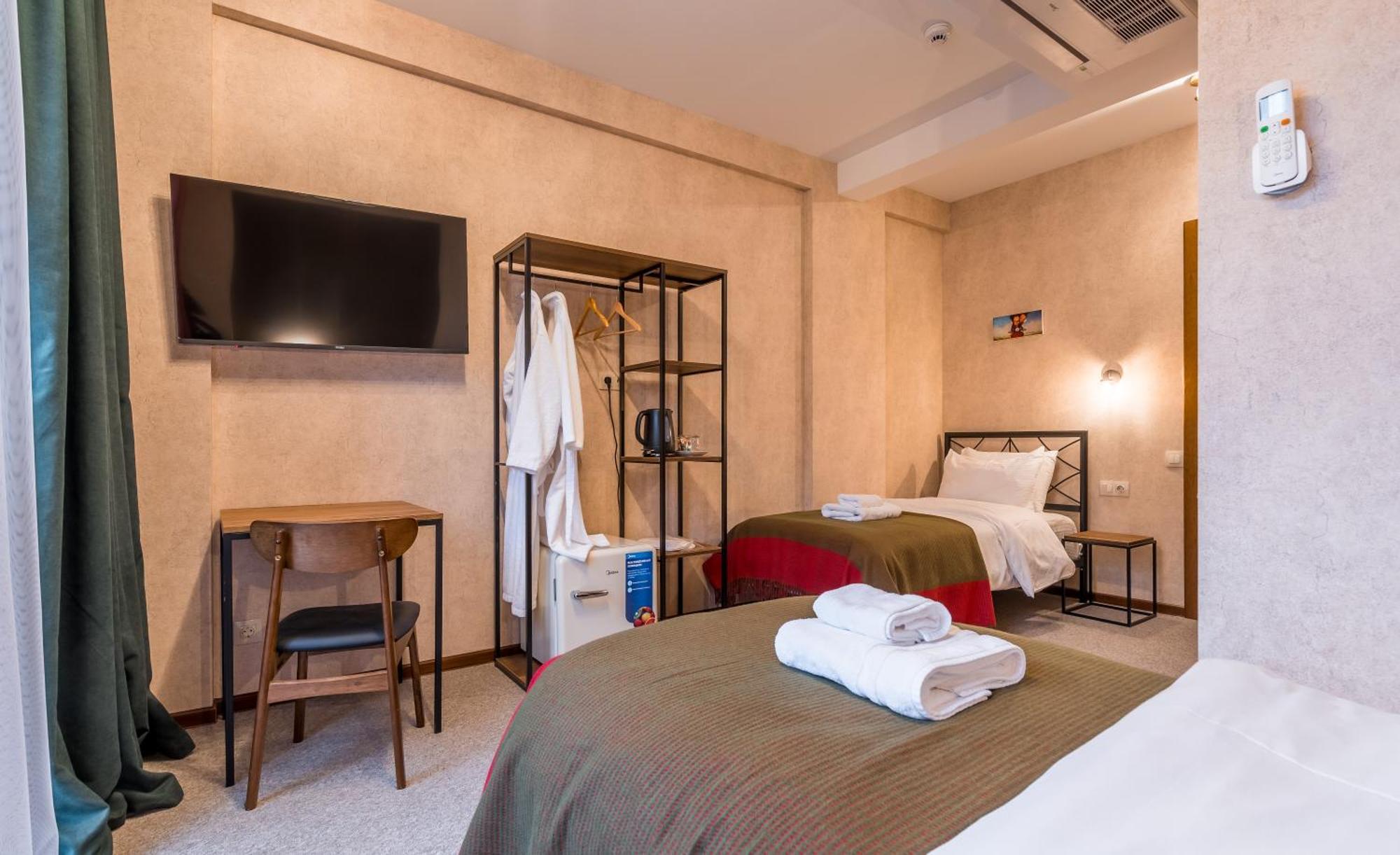 Green Inn Hotel Тбилиси Экстерьер фото